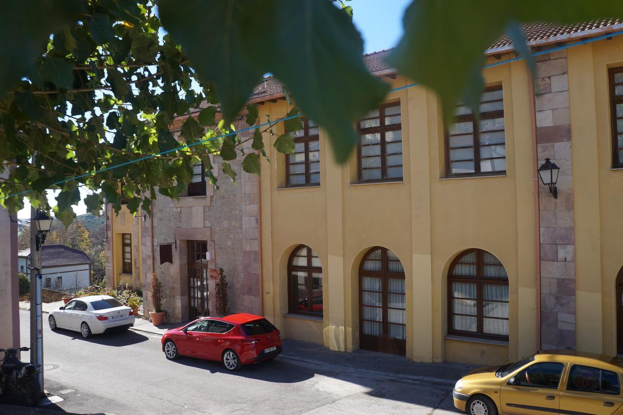 Hotel Rural El Valle Barruelo de Santullán Exterior photo